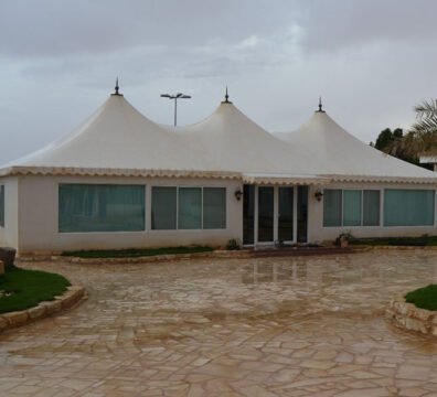 بناء خيام