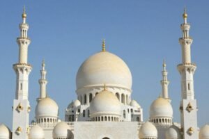 قباب ومآذن مساجد من الجي ار سي (GRC)